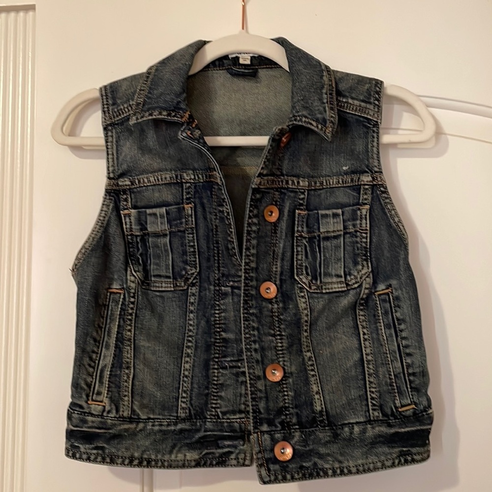Cropped Denim Vest